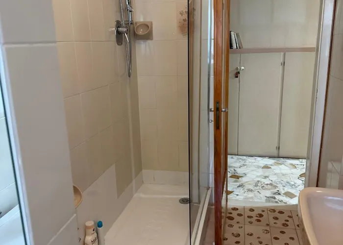 Pratello 97 * Bologna